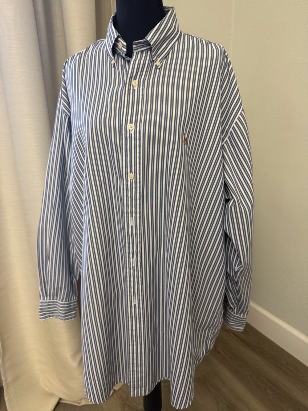 Stripes - Picture 2 of 7